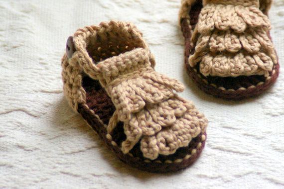 This is a crochet PATTERN for Baby Moccasin Sandals!